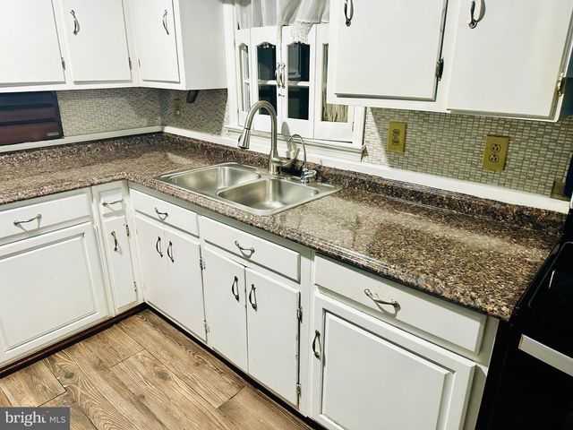 323 RUSSELCROFT RD, Winchester, VA 22601