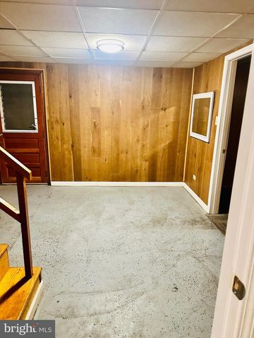 323 RUSSELCROFT RD, Winchester, VA 22601