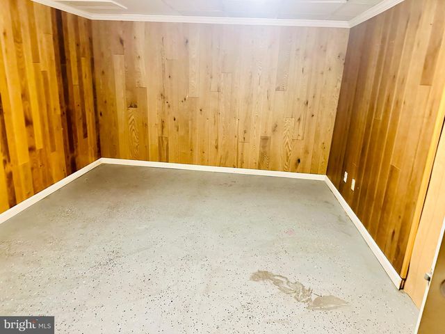 323 RUSSELCROFT RD, Winchester, VA 22601