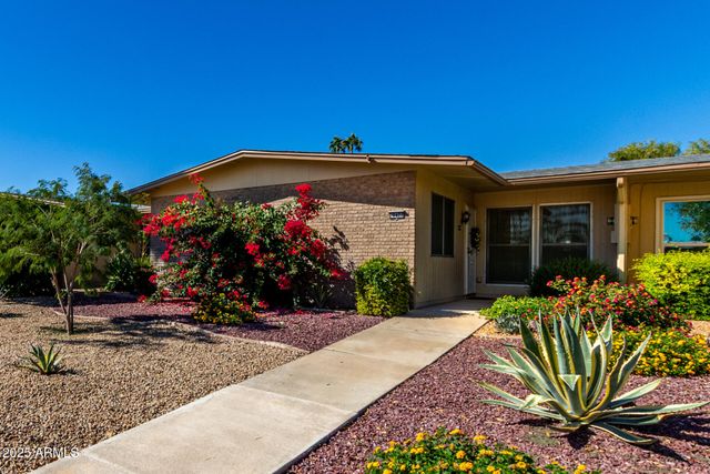10422 W OCOTILLO Drive, Sun City, AZ 85373