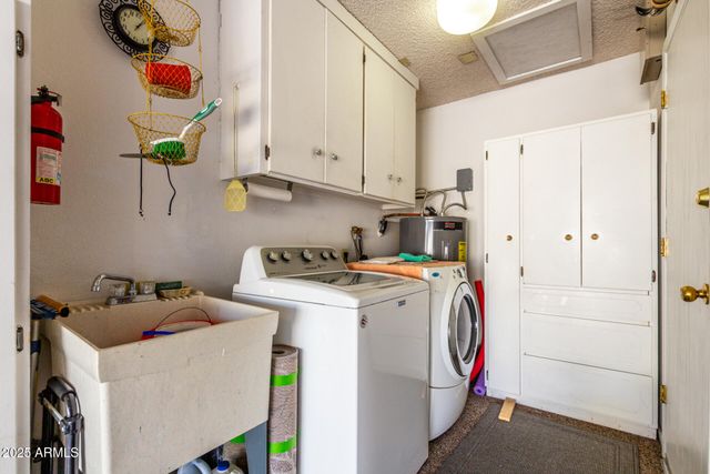 10422 W OCOTILLO Drive, Sun City, AZ 85373