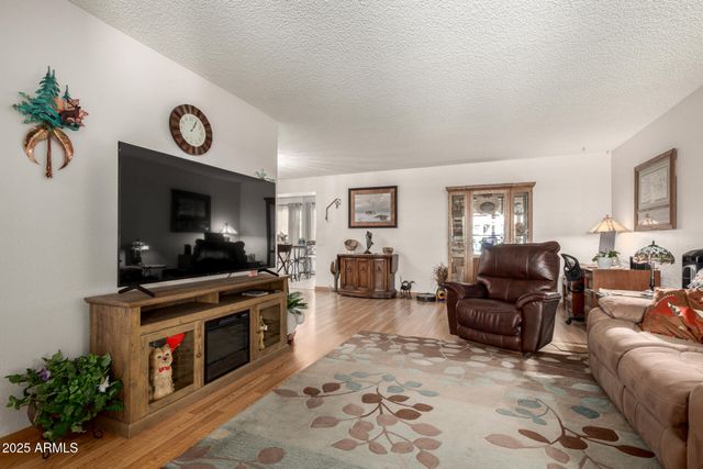 10422 W OCOTILLO Drive, Sun City, AZ 85373