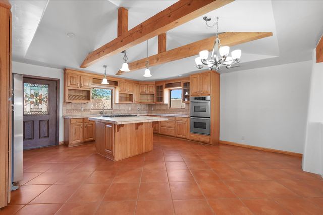 8 Calle Blanca, Corrales, NM 87048