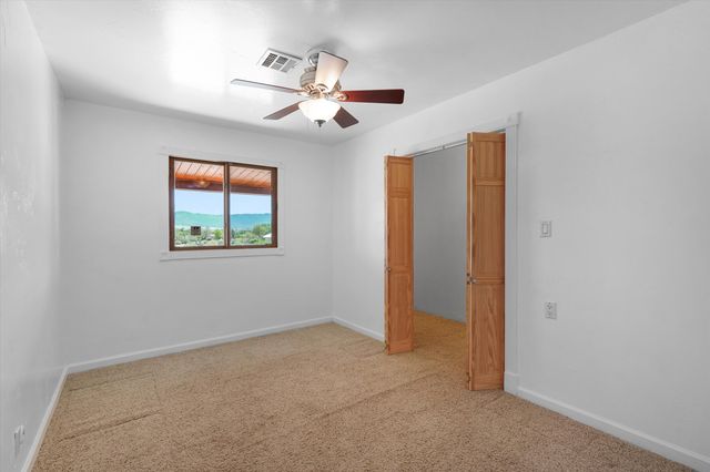 8 Calle Blanca, Corrales, NM 87048