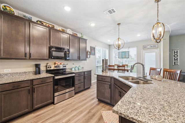 312 Brocks Court, Montgomery, TX 77356