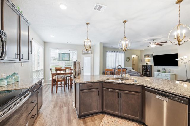 312 Brocks Court, Montgomery, TX 77356