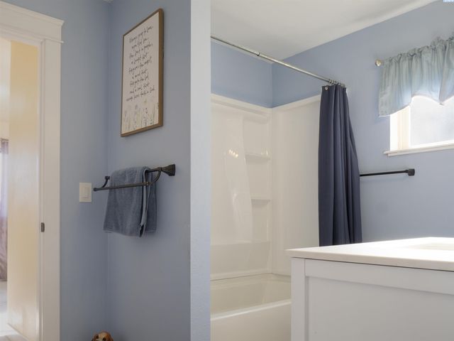 1450 Adair Dr, Richland, WA 99352