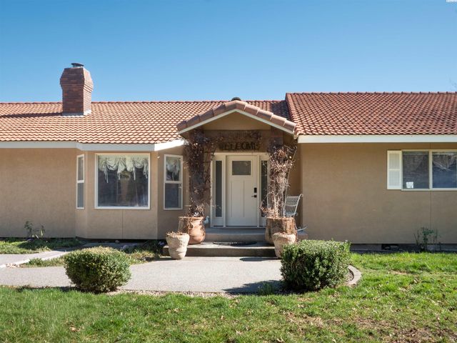 1450 Adair Dr, Richland, WA 99352