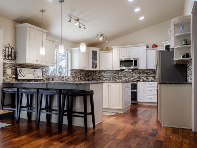 1450 Adair Dr, Richland, WA 99352