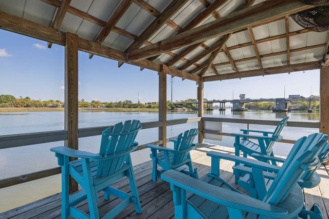 142 Wappoo Creek Drive Unit 9, Charleston, SC 29412
