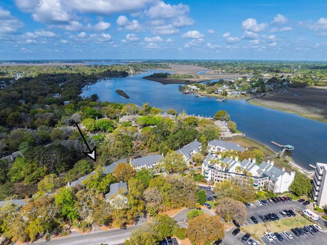142 Wappoo Creek Drive Unit 9, Charleston, SC 29412