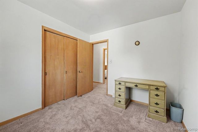 24211 Manistee Street, Oak Park, MI 48237