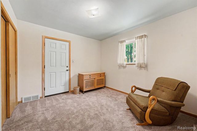 24211 Manistee Street, Oak Park, MI 48237