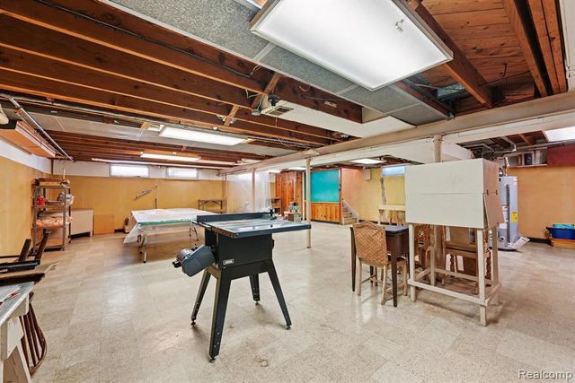 24211 Manistee Street, Oak Park, MI 48237