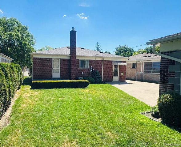 24211 Manistee Street, Oak Park, MI 48237