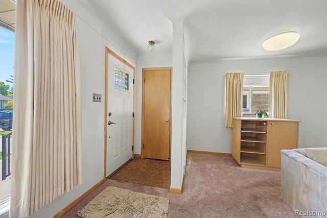24211 Manistee Street, Oak Park, MI 48237