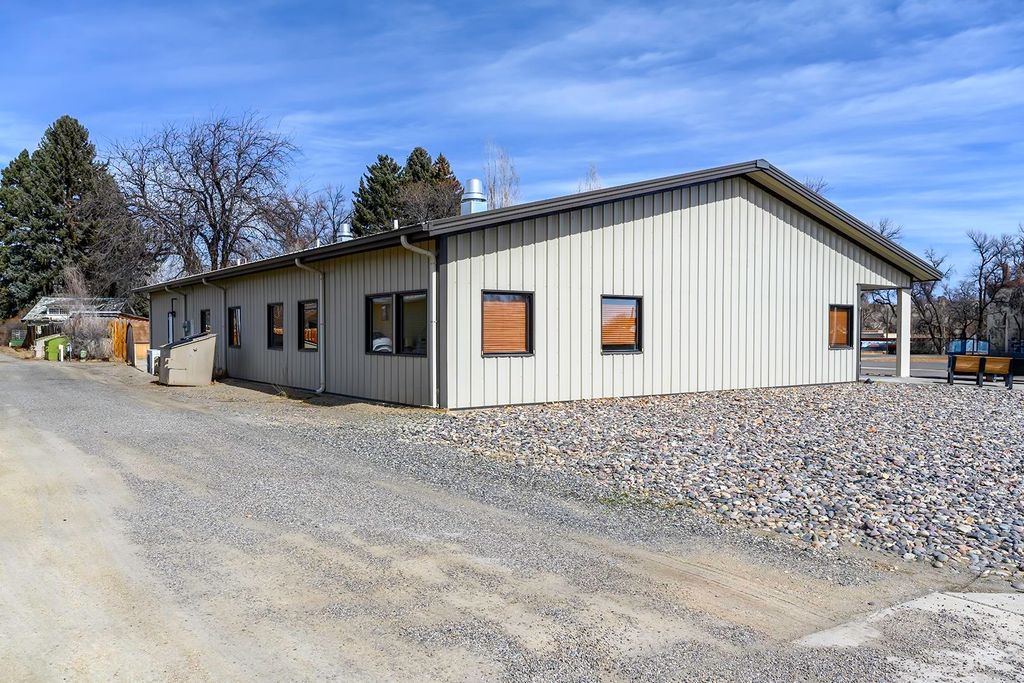 156 N 6th St, Basin, WY 82410 photo 5