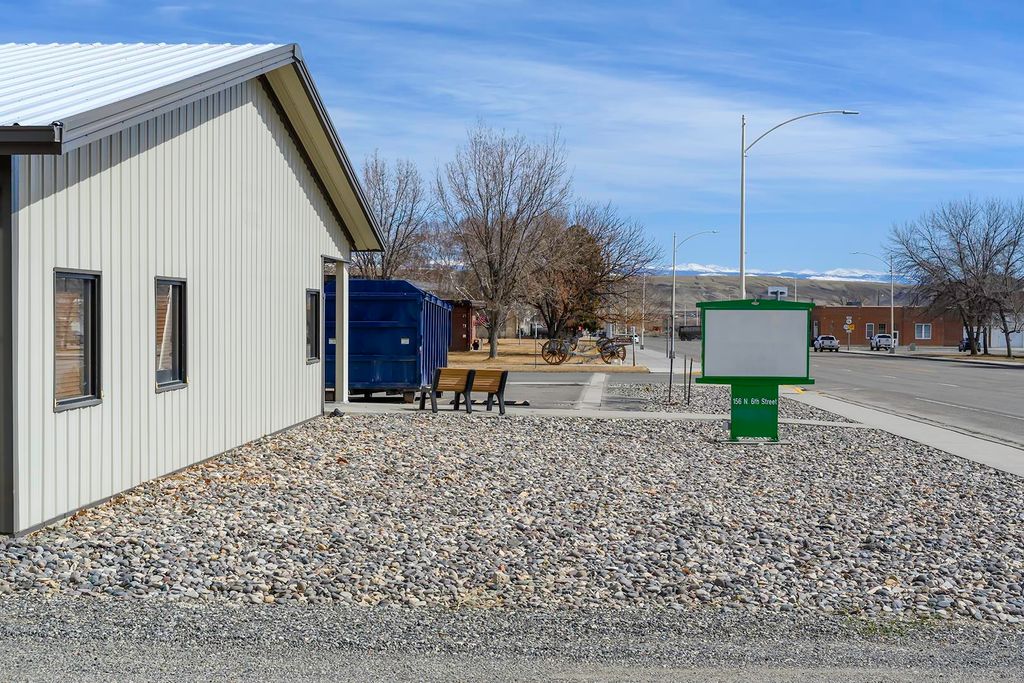 156 N 6th St, Basin, WY 82410 photo 6