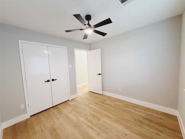 4218 Richmeadow Drive, Houston, TX 77048