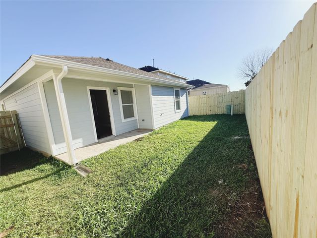 4218 Richmeadow Drive, Houston, TX 77048