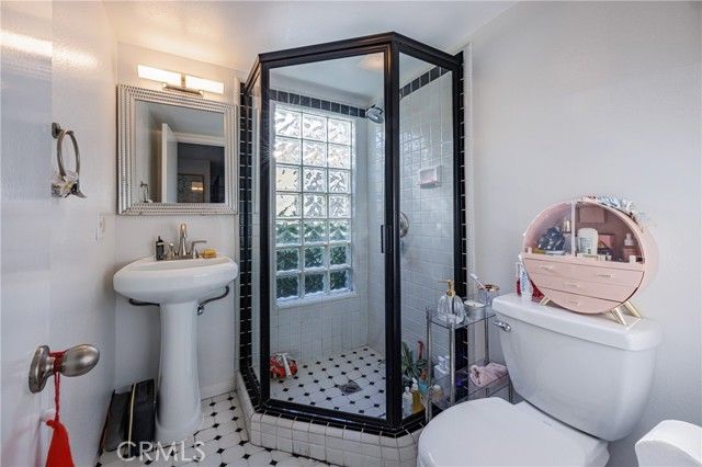 548 Agate Street, Laguna Beach, CA 92651