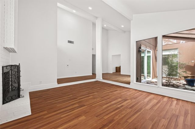 15903 Hickory Knoll Drive, Houston, TX 77059