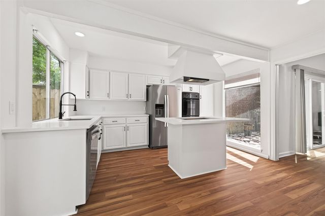 15903 Hickory Knoll Drive, Houston, TX 77059