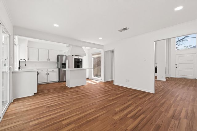 15903 Hickory Knoll Drive, Houston, TX 77059