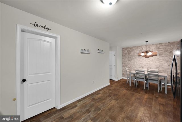 721 FARMWOOD LN, Lebanon, PA 17042