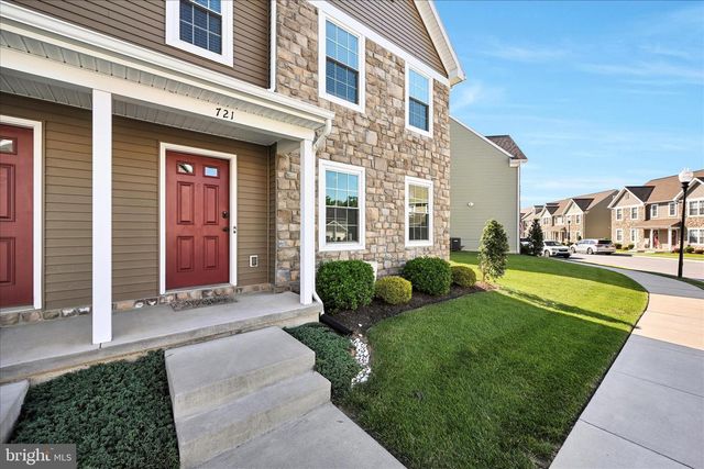 721 FARMWOOD LN, Lebanon, PA 17042