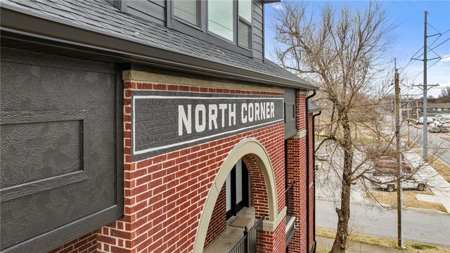 1115 N Leverett Avenue 101, Fayetteville, AR 72703
