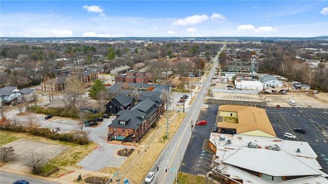 1115 N Leverett Avenue 101, Fayetteville, AR 72703