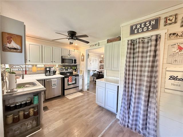 691 Cottage Grv, Wilmington Twp, PA 16105