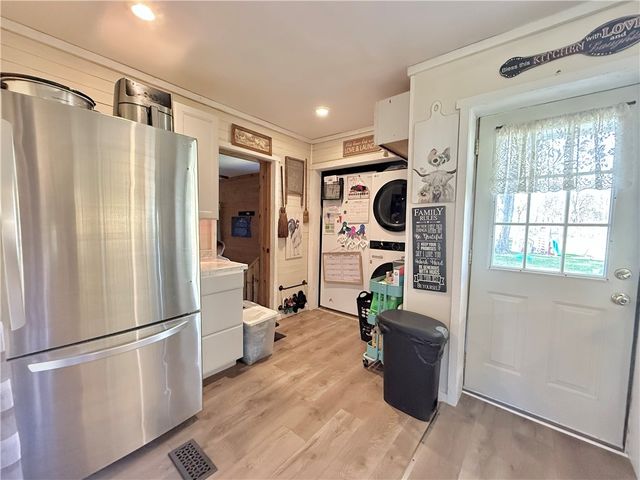 691 Cottage Grv, Wilmington Twp, PA 16105