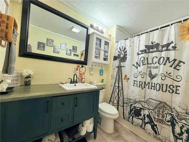 691 Cottage Grv, Wilmington Twp, PA 16105