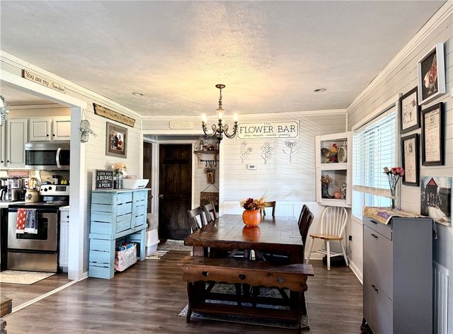 691 Cottage Grv, Wilmington Twp, PA 16105