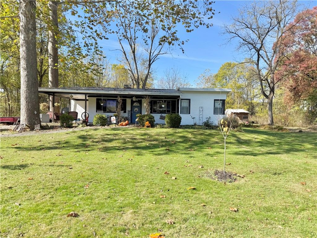 691 Cottage Grv, Wilmington Twp, PA 16105