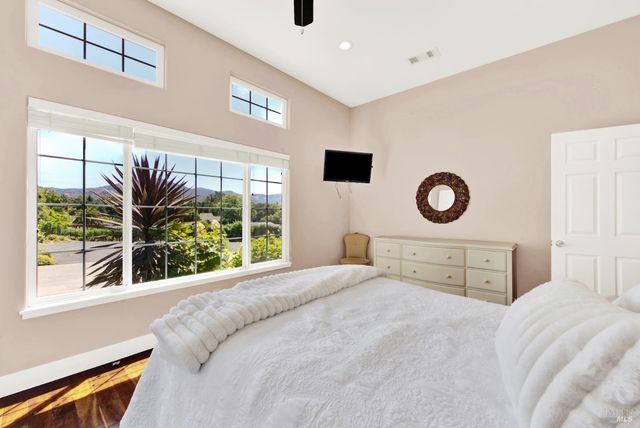 1597 Estee Ave, Napa, CA 94558