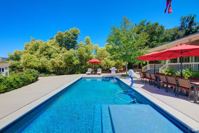 1597 Estee Ave, Napa, CA 94558