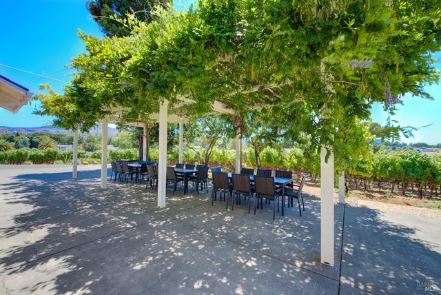 1597 Estee Ave, Napa, CA 94558