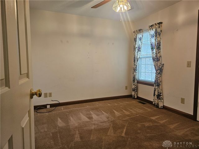 4909 Shannon Avenue, Bethel Twp, OH 45504