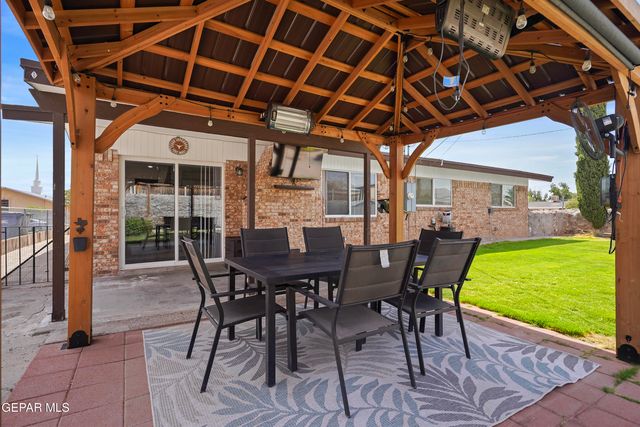 10101 GLEN ARBOR Street, El Paso, TX 79924