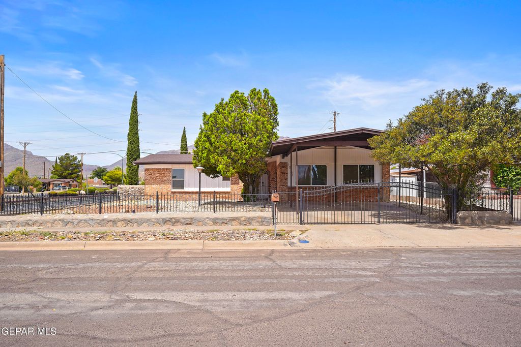 10101 GLEN ARBOR Street, El Paso, TX 79924