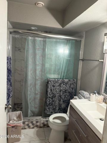 898 E OAKLAND Street, Chandler, AZ 85225