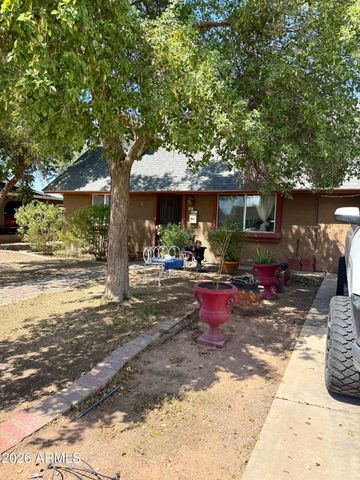 898 E OAKLAND Street, Chandler, AZ 85225