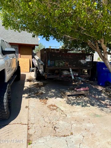 898 E OAKLAND Street, Chandler, AZ 85225
