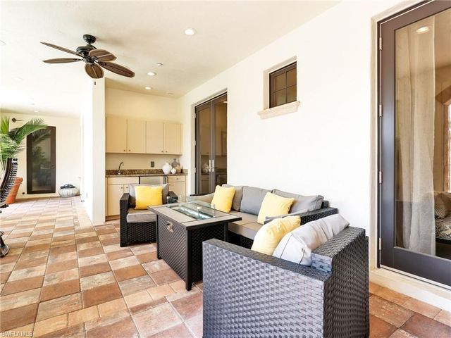 16649 Toscana CIR 803, Naples, FL 34110