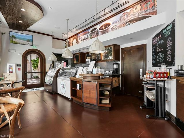 16649 Toscana CIR 803, Naples, FL 34110