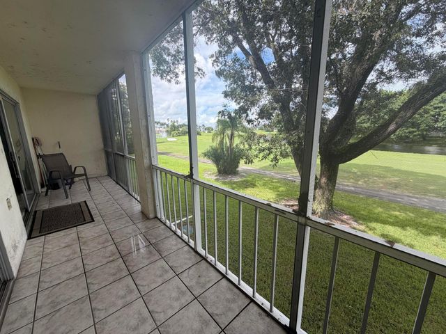 4502 MARTINIQUE Way D2, Coconut Creek, FL 33066