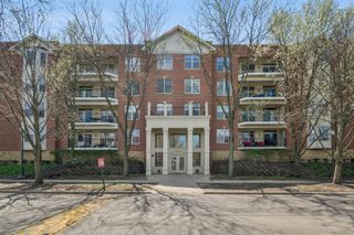 3125 Town Square Drive 405, Rolling Meadows, IL 60008